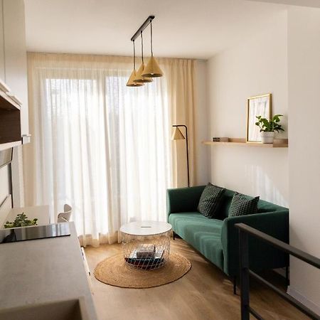 Studio 8 I One Bedroom Apartment I Airport I Therme Otopeni Dış mekan fotoğraf