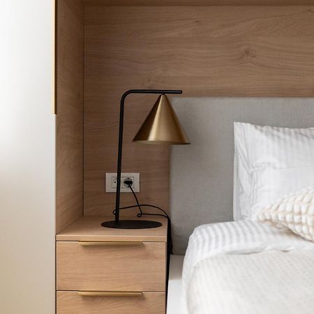 Studio 8 I One Bedroom Apartment I Airport I Therme Otopeni Dış mekan fotoğraf