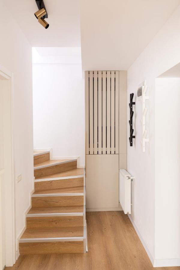 Studio 8 I One Bedroom Apartment I Airport I Therme Otopeni Dış mekan fotoğraf