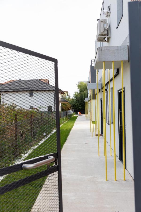Studio 8 I One Bedroom Apartment I Airport I Therme Otopeni Dış mekan fotoğraf