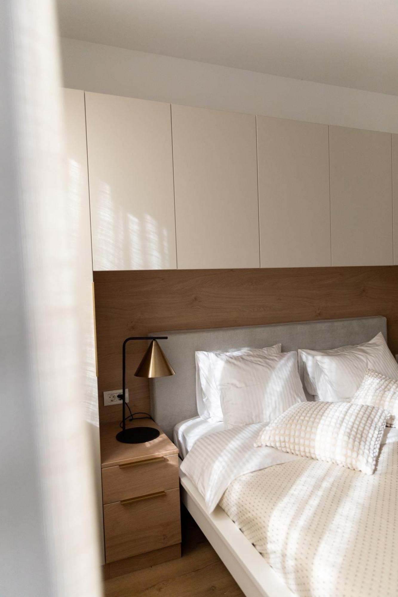 Studio 8 I One Bedroom Apartment I Airport I Therme Otopeni Dış mekan fotoğraf